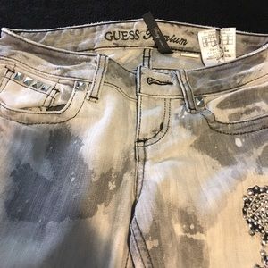 Women’s Guess jeans